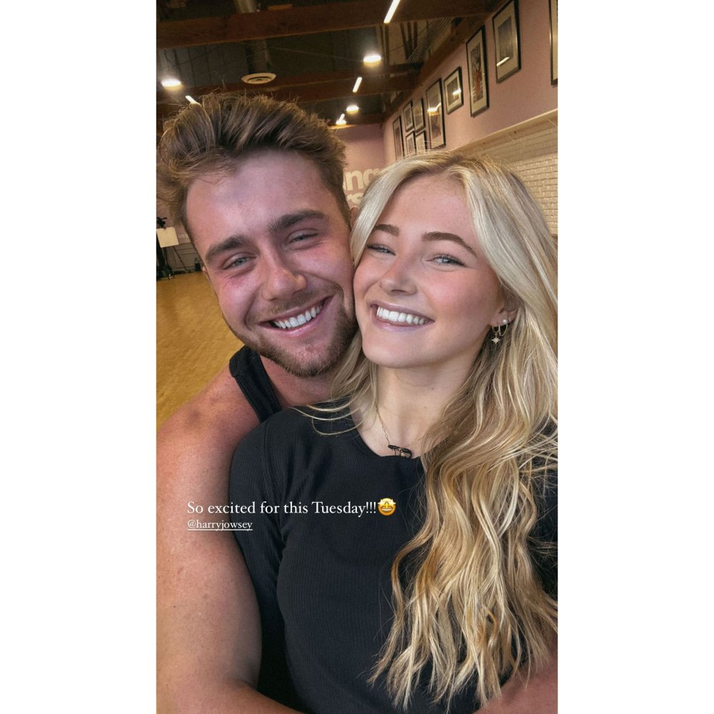 Harry Jowsey Cuddles Up With Rylee Rylee Arnold in Adorable Selfie Rylee Arnold Instagram