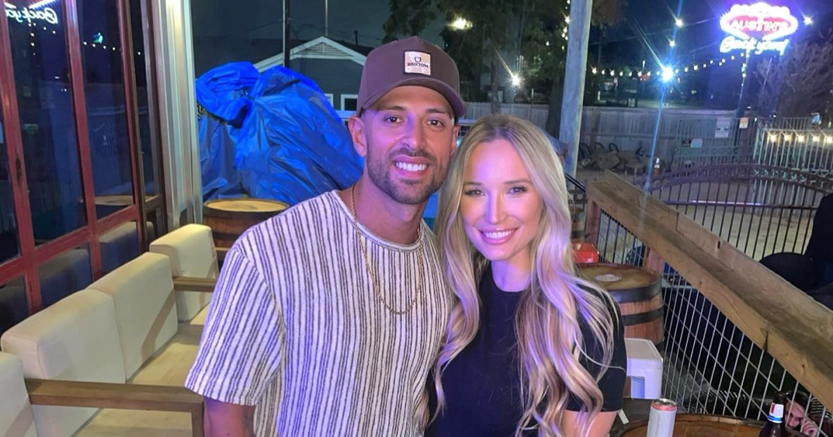Love Is Blind’s Izzy Reveals New Girlfriend — and Their Matching Tattoos Love Is Blind’s Izzy Reveals New Girlfriend — and Their Matching Tattoos