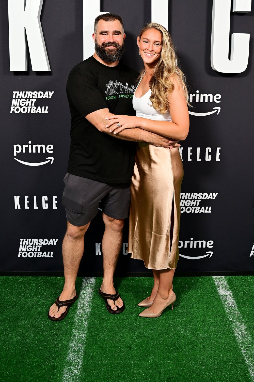 Jason Kelce Wife Kylie Kelce Drives Herself to His Football Games