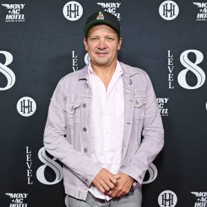 Jeremy Renner Feels Blessed to Walk Again Following Near Fatal Accident