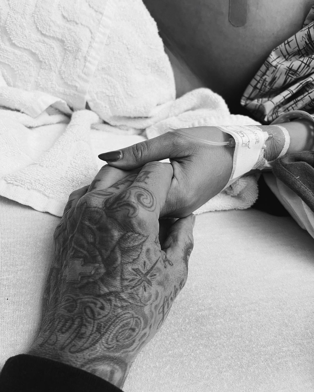 Kourtney Kardashian Shares Ultrasound Saved Her Baby with Travis Barker s Life 499