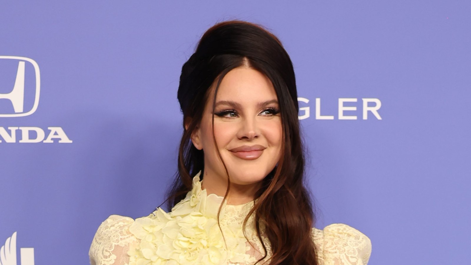 Lana Del Rey Claps Back At Influencer Claiming She Uses Witchcraft