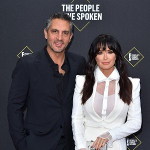 Mauricio Umansky Dedicates DWTS Performance to Kyle Richards
