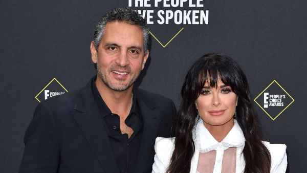 Mauricio Umansky Dedicates DWTS Performance to Kyle Richards