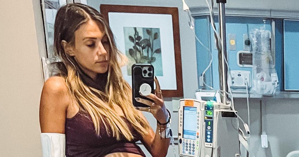 Jana Kramer Hospitalized With Bacterial Infection During Babymoon
