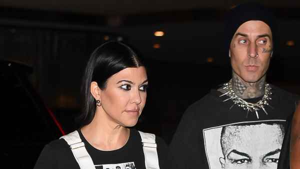 Pregnant Kourtney Kardashians Bed Rest Is a Precaution Before Baby No 4