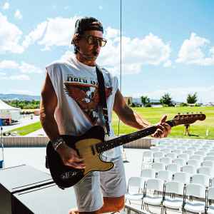 Russell Dickerson Loves to Facetime His Wife and Son Before Playing Live Shows 469