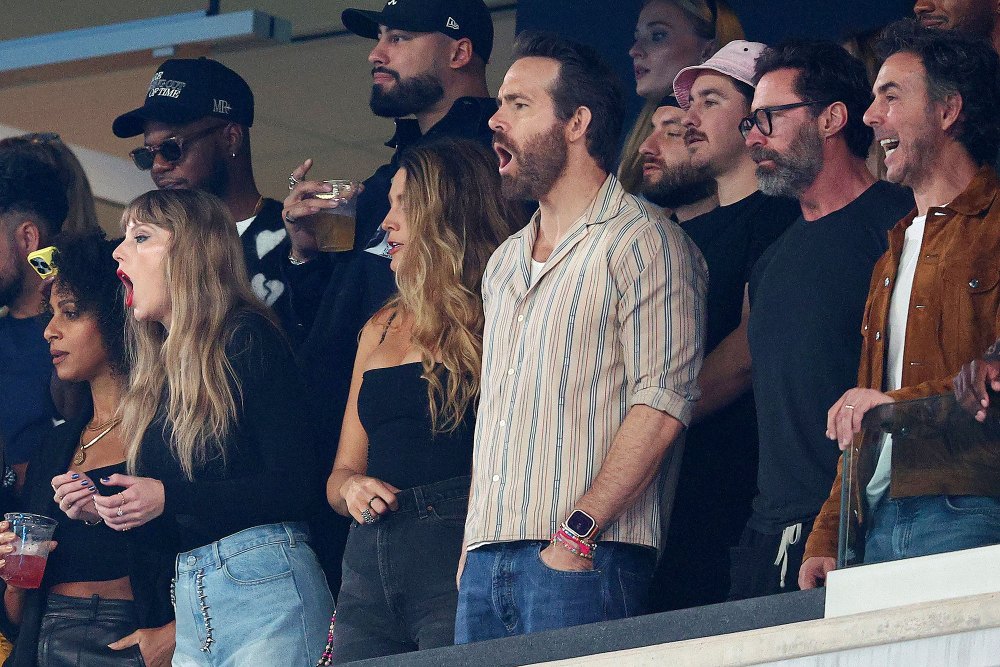 Ryan Reynolds Had A Lot of Fun in Taylor Swift Box at Chiefs Jets Game 3