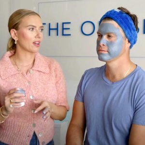 ScarJo Gives Husband Collin Jost a Facial