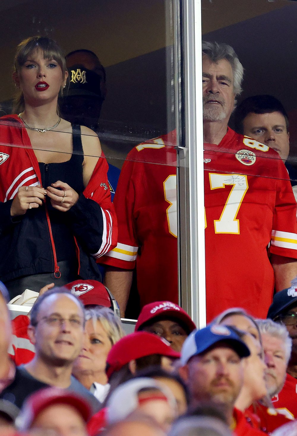 Taylor Swift Chats It Up With Travis Kelce Dad at Latest Chiefs Game