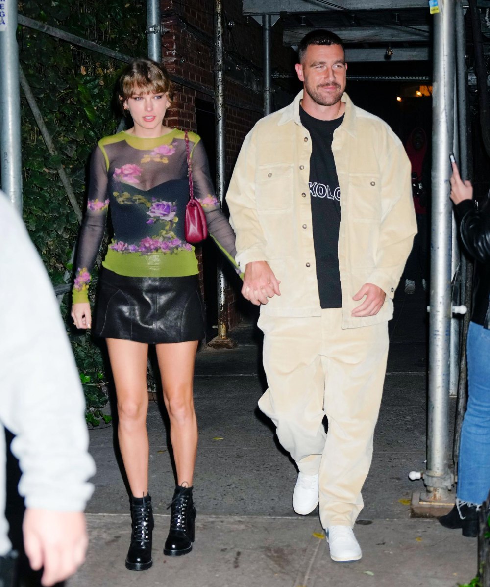 Taylor Swift Heads to Kansas City a Day Early to Console Travis Kelce Ahead of Halloween Plans 615