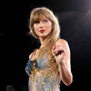 Taylor Swift Teases 1989 (Taylor s Version) Vault Track Lyrics 3 Days Before Albums Release 389