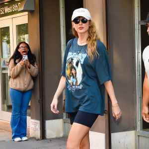 FEATURE Taylor Swifts Shirt Hint at a Double Album Release With 1989 Taylors Version