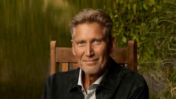 The Golden Bachelor Star Gerry Turners Heartfelt Quotes About His Late Wife Toni
