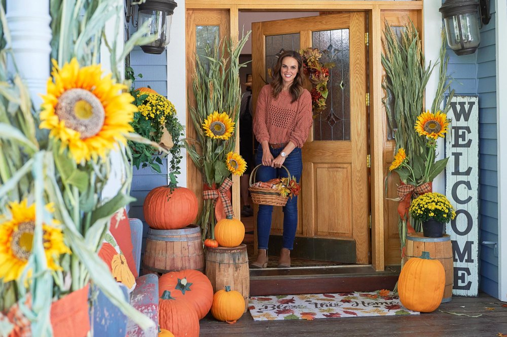Things You ll Find in (Almost) Every Fall Hallmark Channel Movie — Luckily Pumpkins 379