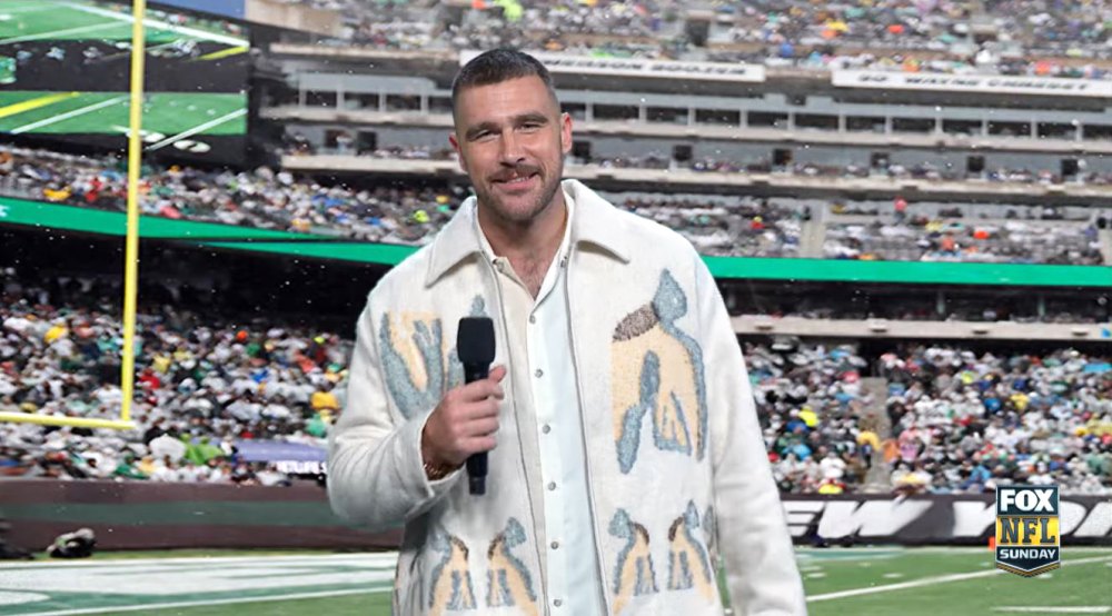 Travis Kelce's game day outfit was 1989 coded before Taylor Swift's  appearance at Chiefs stadium : r/TaylorSwift