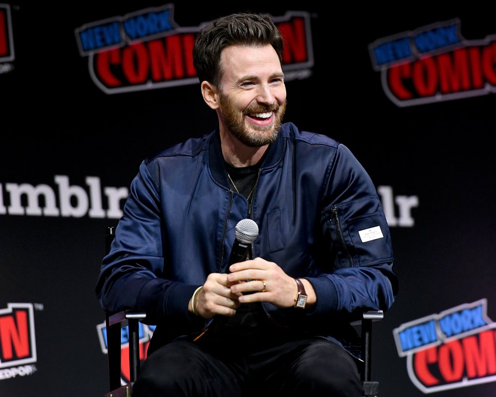 Chris Evans Spotted Wearing Wedding Ring to New York Comic Con After Alba Baptista Wedding