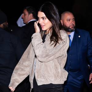kendall-jenner-suede-bomber-jacket