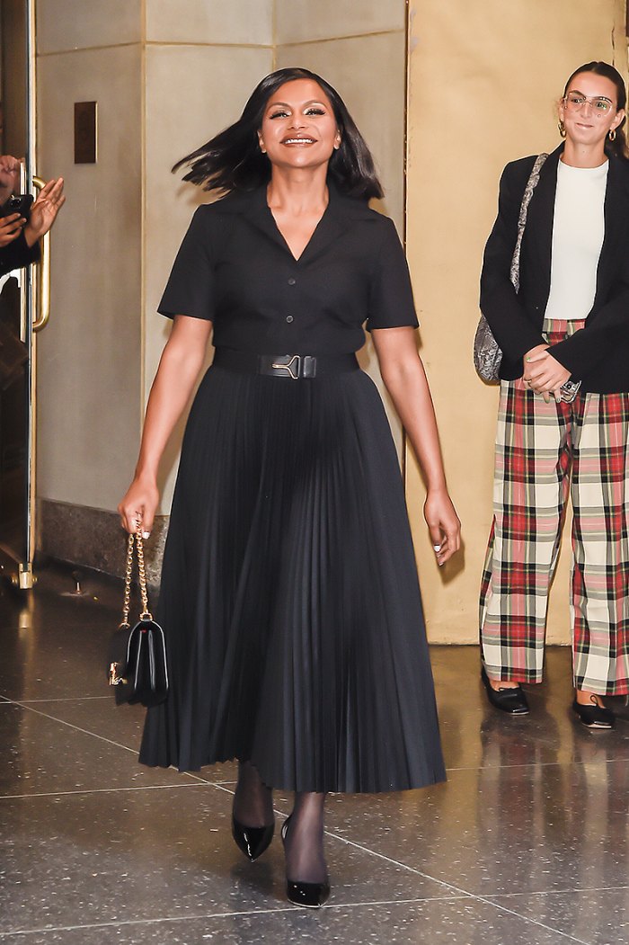 mindy-kaling-pleated-shirt-dress-2