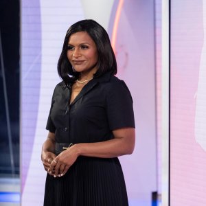 mindy-kaling-pleated-shirt-dress