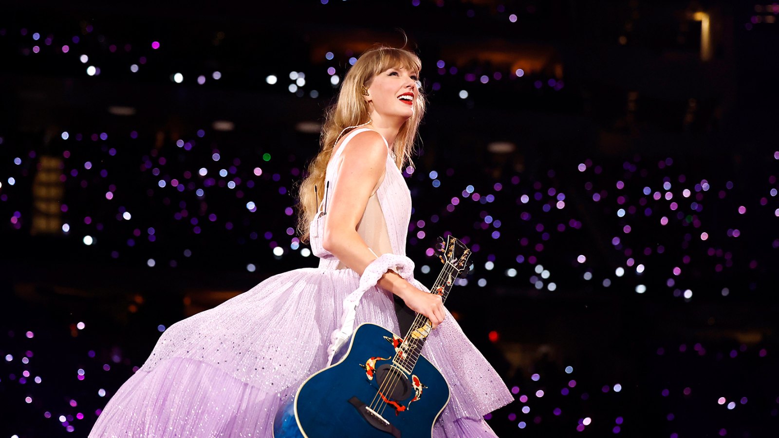 Taylor Swift Is Reportedly Now a Billionaire Thanks to Her Music and ‘Eras Tour’