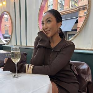 tayshia-adams-brown-sweater-dress