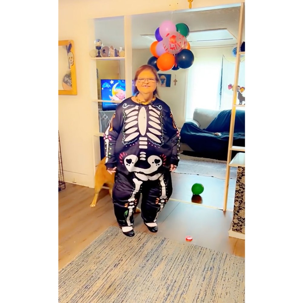 1000 Lb Sisters Tammy Slaton Wears Skeleton Costume for Halloween