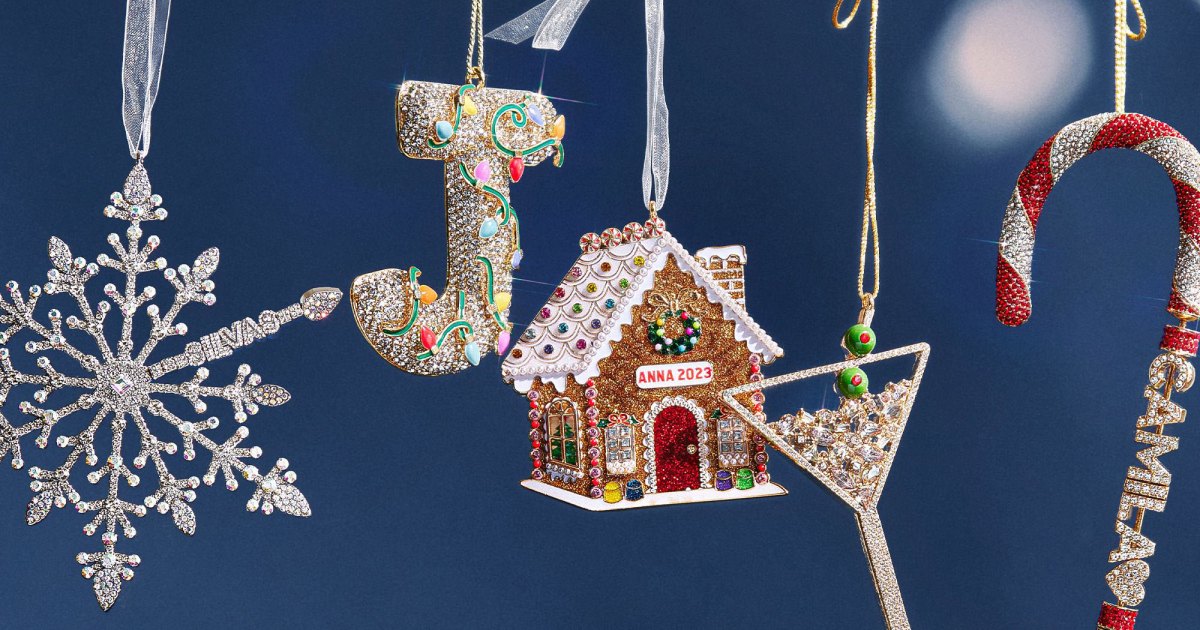 These Celeb-Loved Customizable Christmas Tree Ornaments Are Under $50 These Celeb-Loved Customizable Christmas Tree Ornaments Are Under $50