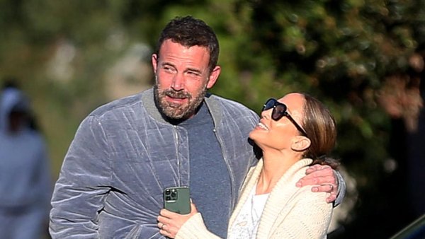 Ben Affleck and Jennifer Lopez 688