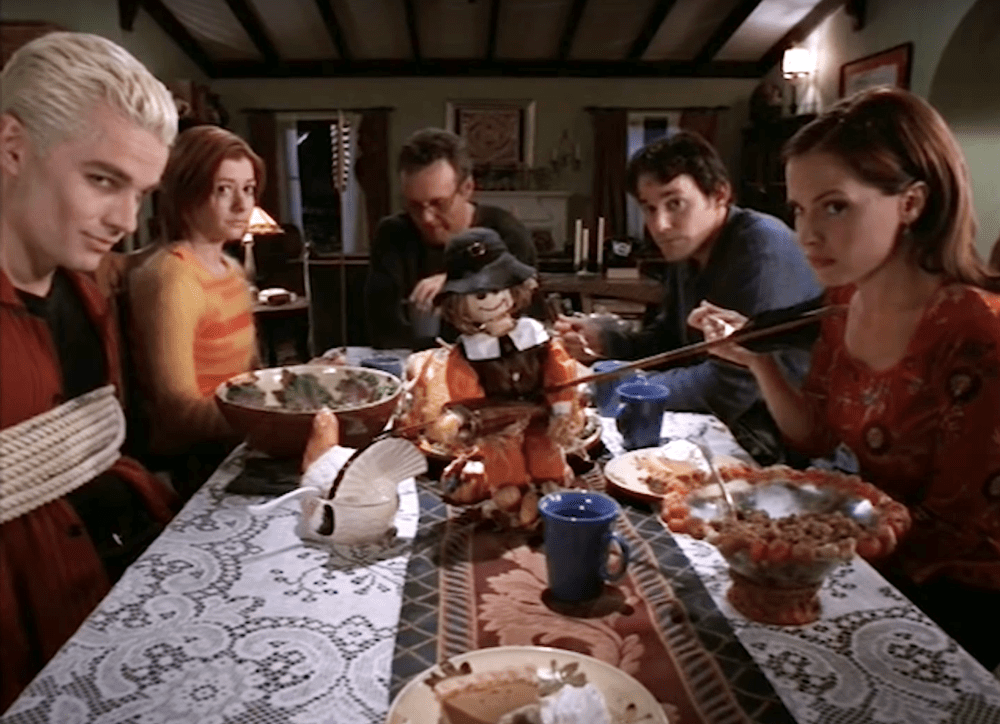 Best TV Thanksgiving Episodes to Rewatch on Turkey Day