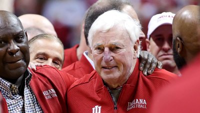 Bob Knight dies aged 83 813