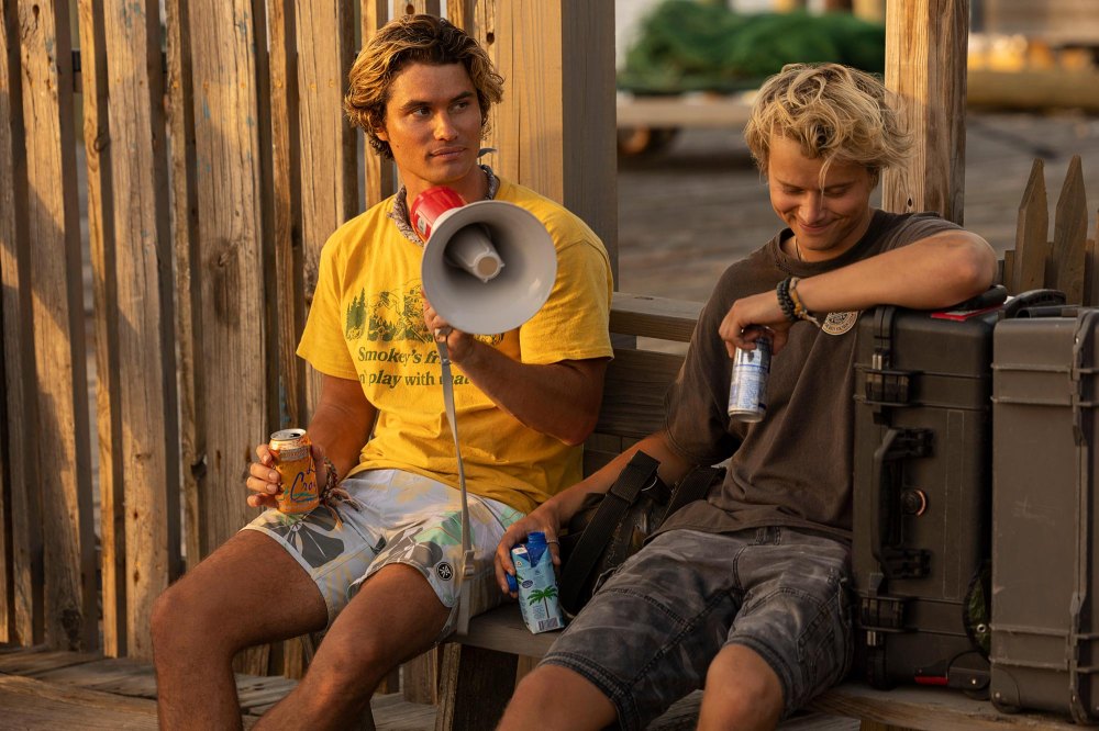 Chase Stokes Begs Fans To Please Avoid Sharing Outer Banks Season 4 Spoilers Don t Do It 540