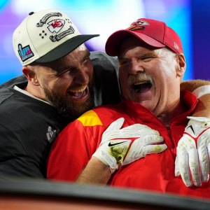 Chiefs Coach Andy Reid Is Glad Travis Kelce Has Found Somebody He Likes in Taylor Swift 010