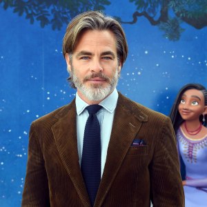 Chris Pine Admits He Was Anxious to Sing Again for Disney s Wish It s Not My Forte 363