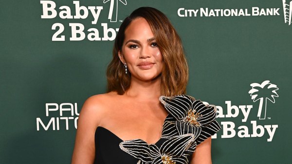Chrissy Teigen’s Dress Breaks at 2023 Baby2Baby Gala