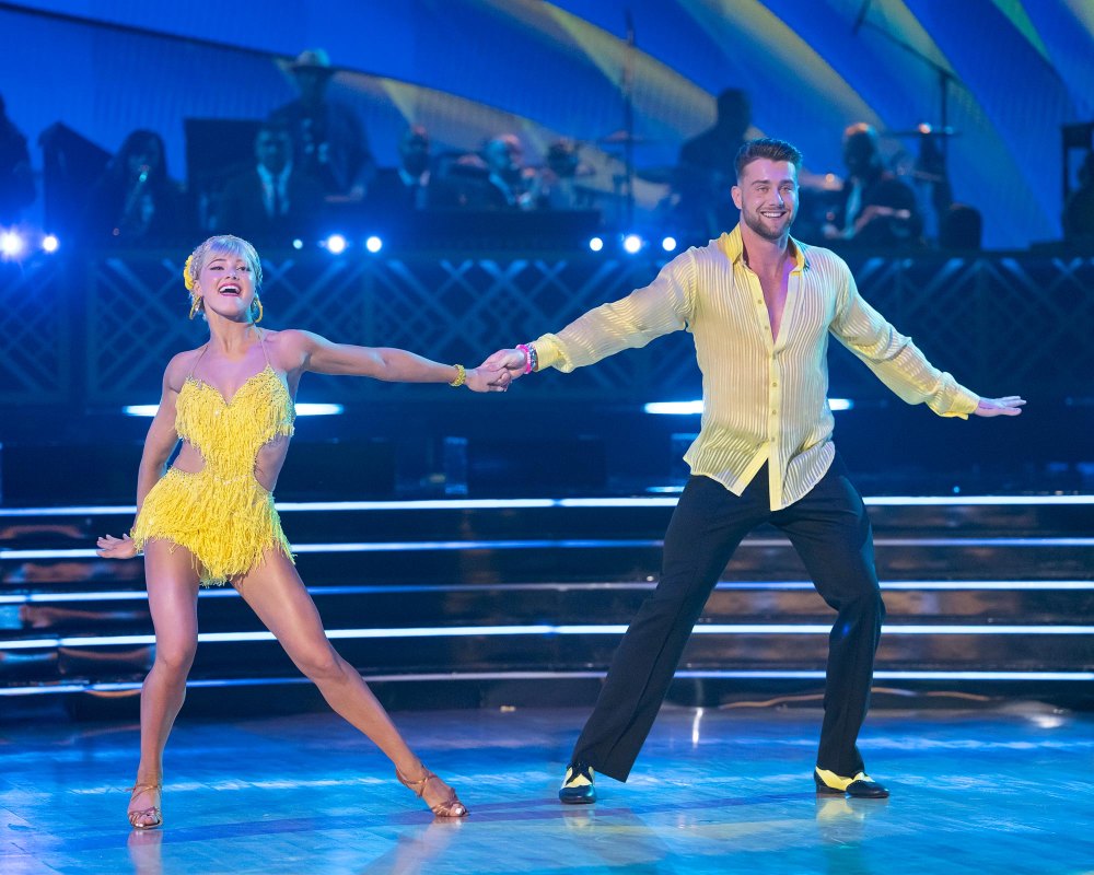 Dancing With the Stars Harry Jowsey and Rylee Arnold Didn t Actually Kiss During their Rumba 494