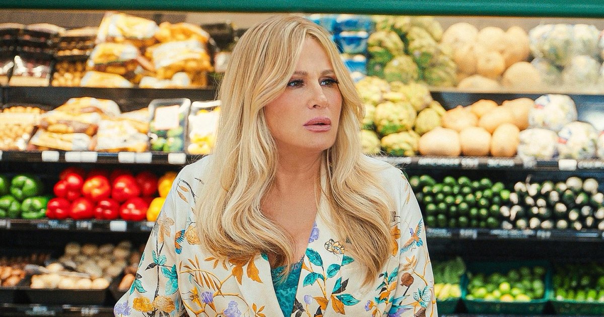 Jennifer Coolidge Brings a Bodyguard to the Supermarket in New Discover Commercial Exclusive Video 315