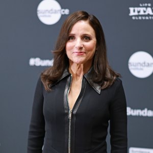 Julia Louis-Dreyfus Says She Laughed at Breast Cancer Diagnosis