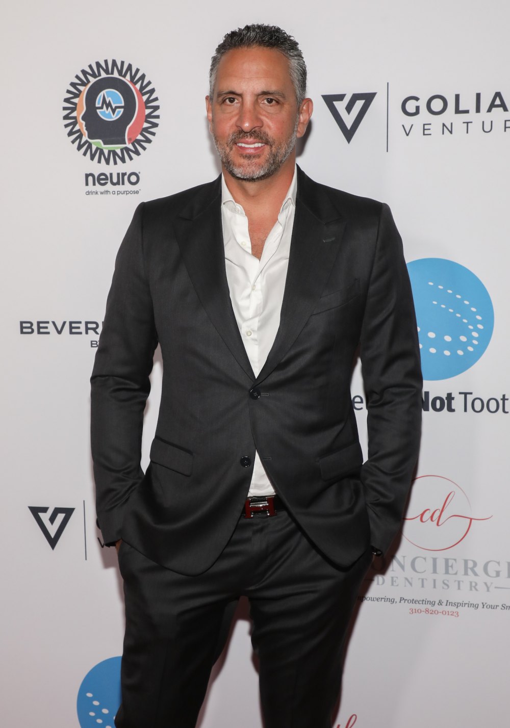 Mauricio Umansky Spotted Getting Very Close With Mystery Blonde