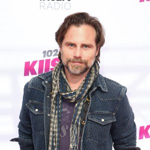 Rider Strong Recalls Feeling Expected to Participate in 90s Fan Cruise