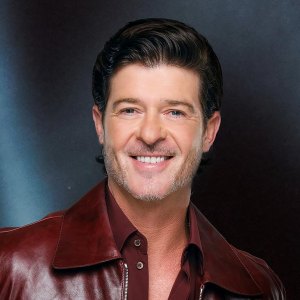 Robin Thicke Thinks a Backstreet Boy Is Under the S’more Costume on ‘The Masked Singer’