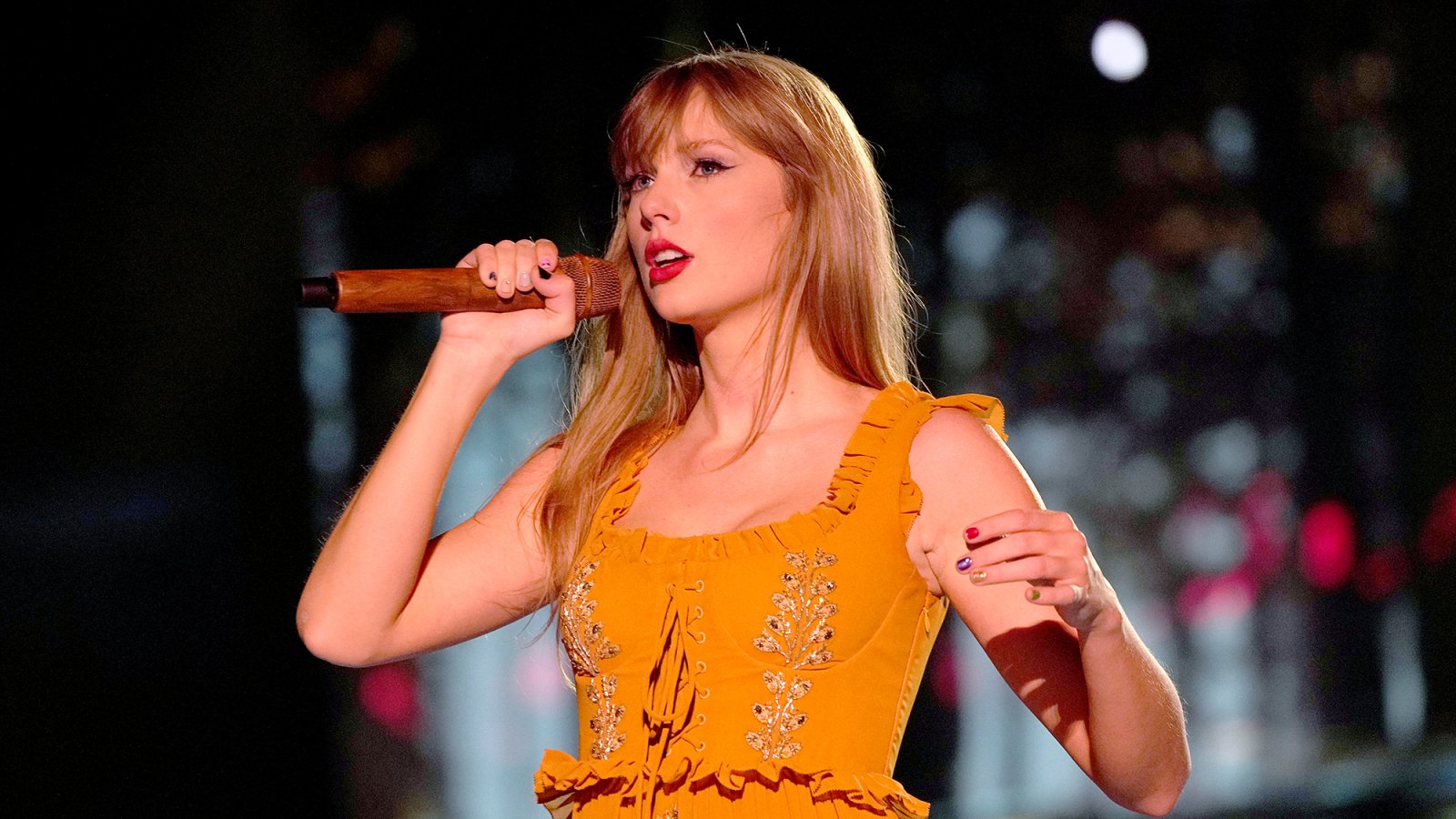 Taylor Swift Postpones 2nd Rio de Janeiro 'Eras Tour' Concert Due to 'Extreme Temperatures'