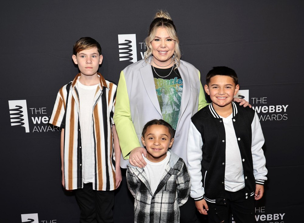 Teen Mom 2 s Kailyn Lowry Gives Birth to Twins Her 6th and 7th Kids 455