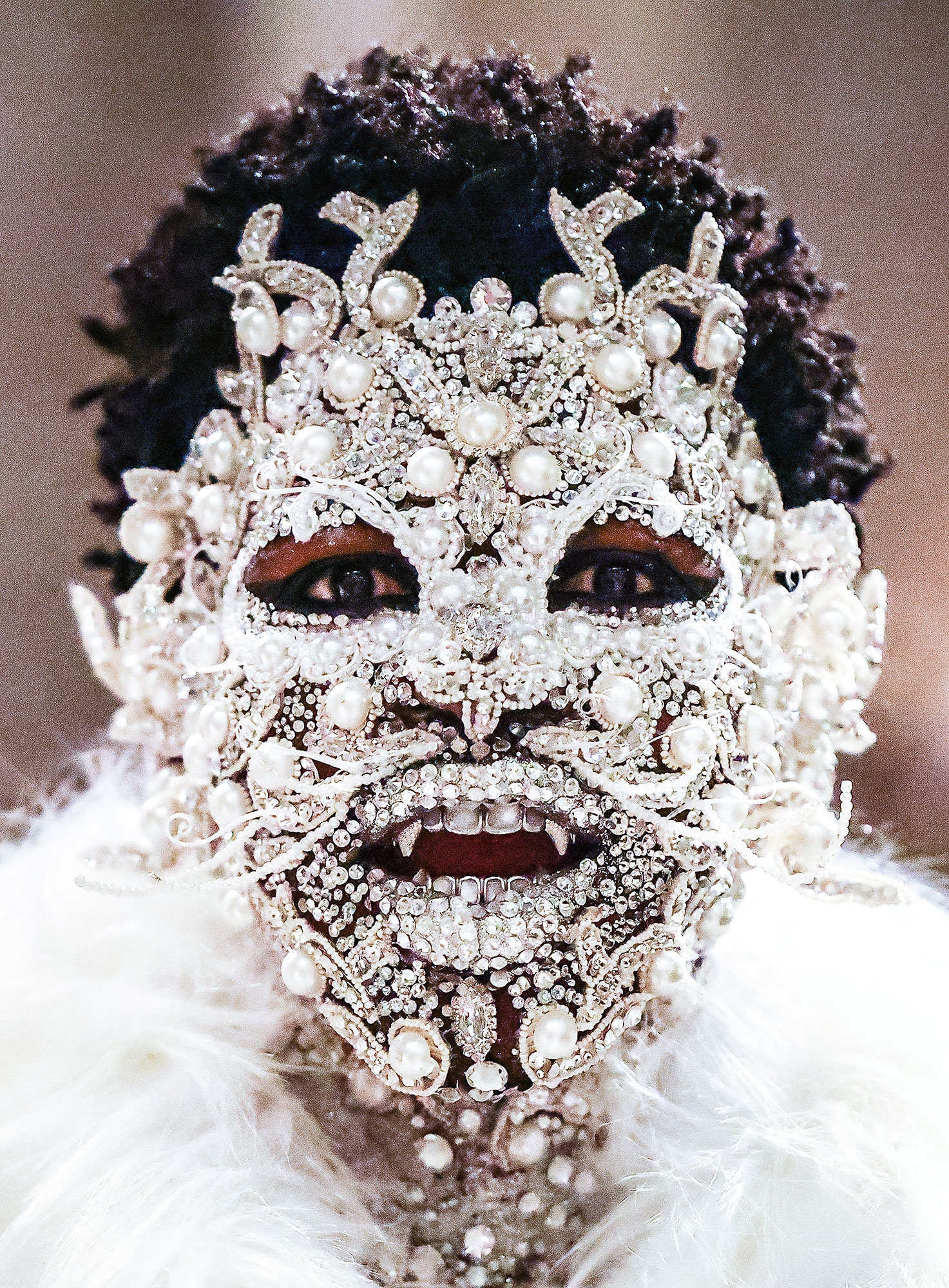 The Spectacular Makeup Trends of 2023: Rihanna, Doja Cat, Billy Porter, and Beyond