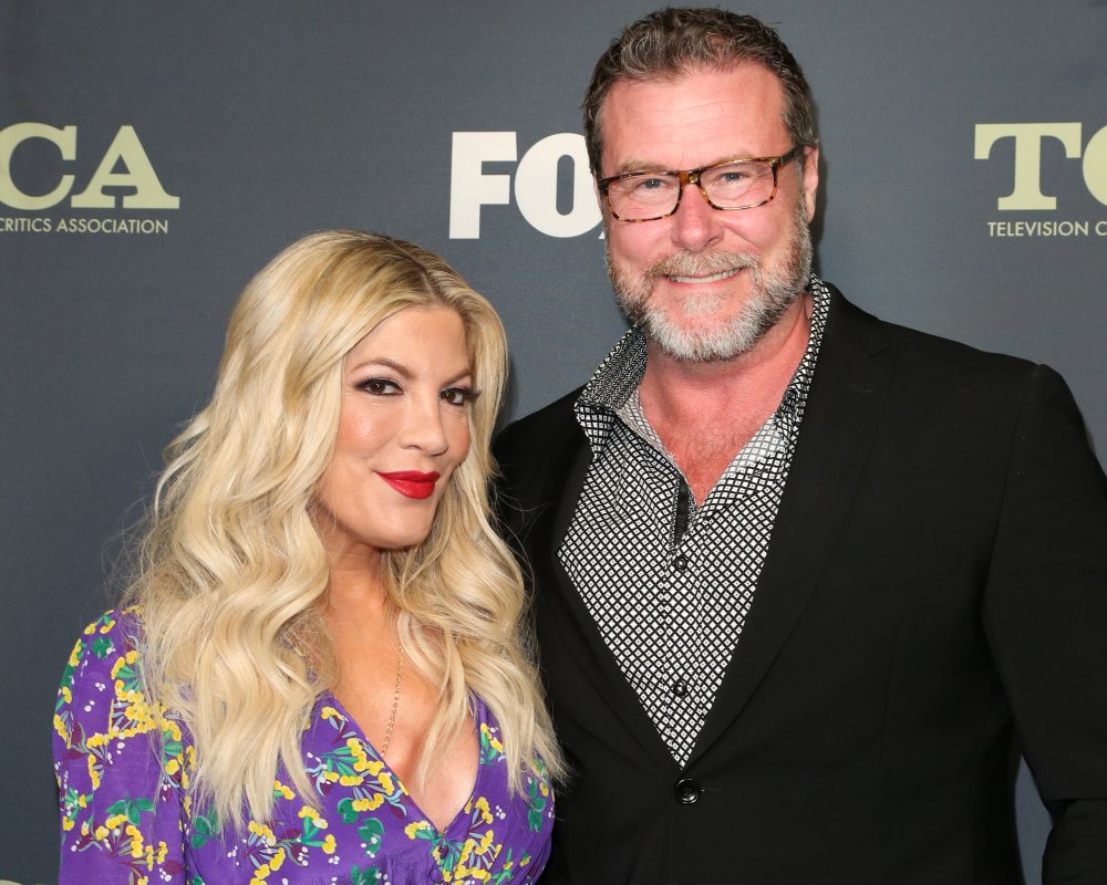 Tori Spelling Spotted Kissing Mystery Man