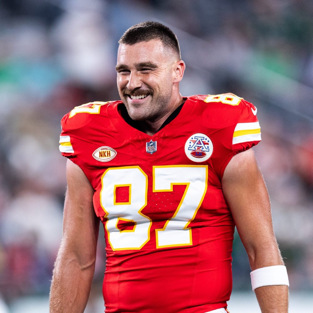 Travis Kelce Jokes Confirming Taylor Swift s Chiefs Game Attendance Affects His Football Stats