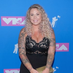 Why Pregnant Kailyn Lowry Thinks She s Having Twin Girls