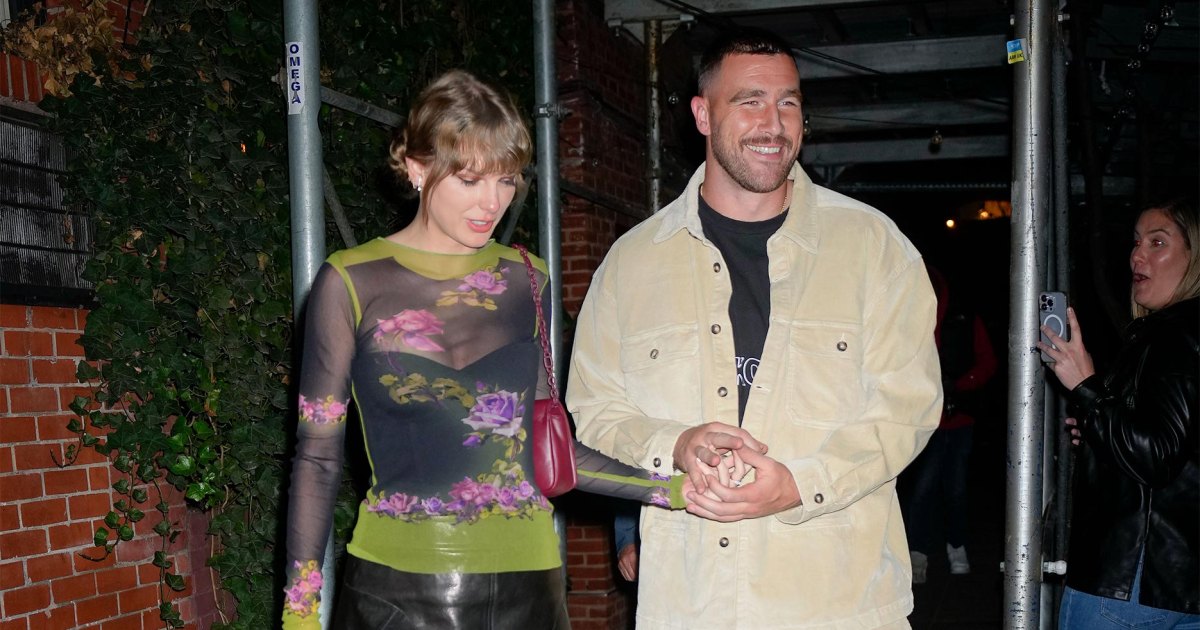 Taylor Swift Attends Travis Kelce’s Chiefs vs. Packers Away Game