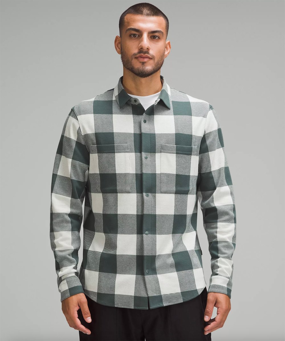 lululemon-holiday-gifts-flannel