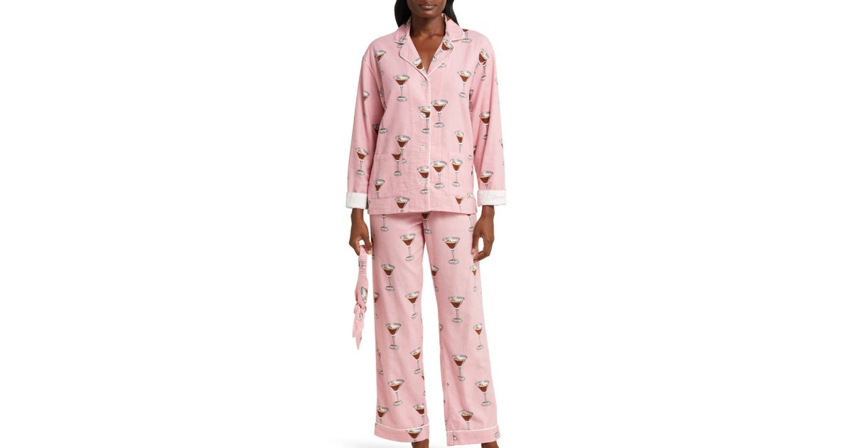 Get Your Sweetest Dreams in These Cozy-Chic Flannel Pajamas From Nordstrom Get Your Sweetest Dreams in These Cozy-Chic Flannel Pajamas From Nordstrom